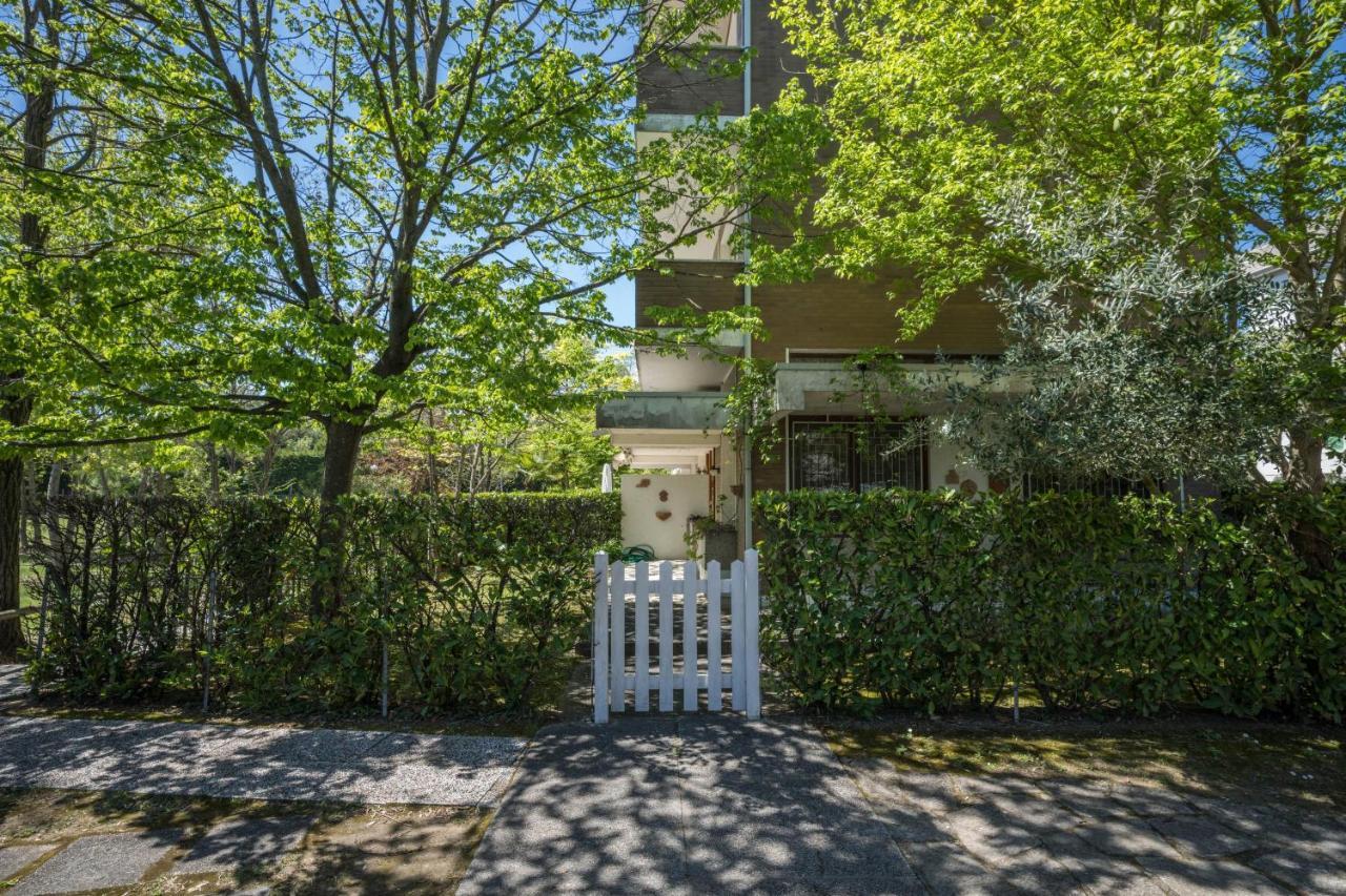 Residence Sea Bibione Bagian luar foto
