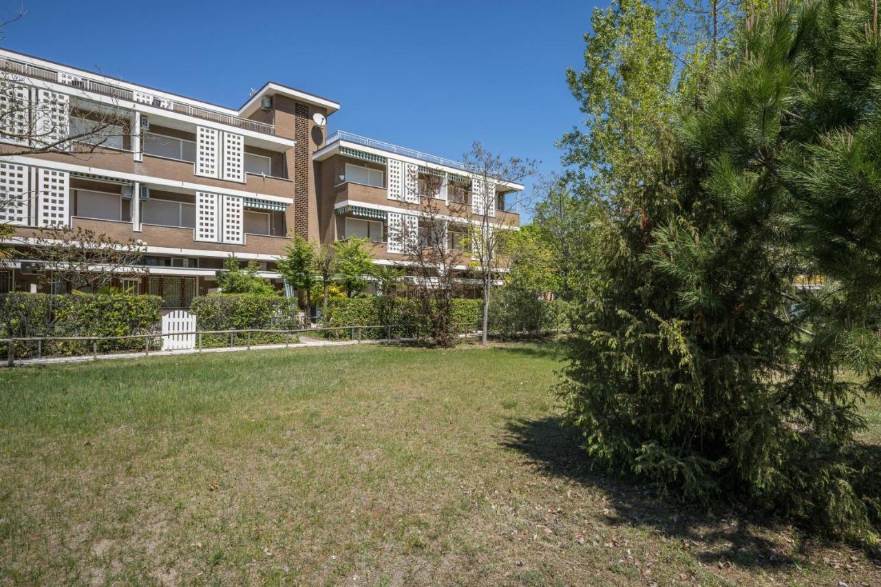 Residence Sea Bibione Bagian luar foto